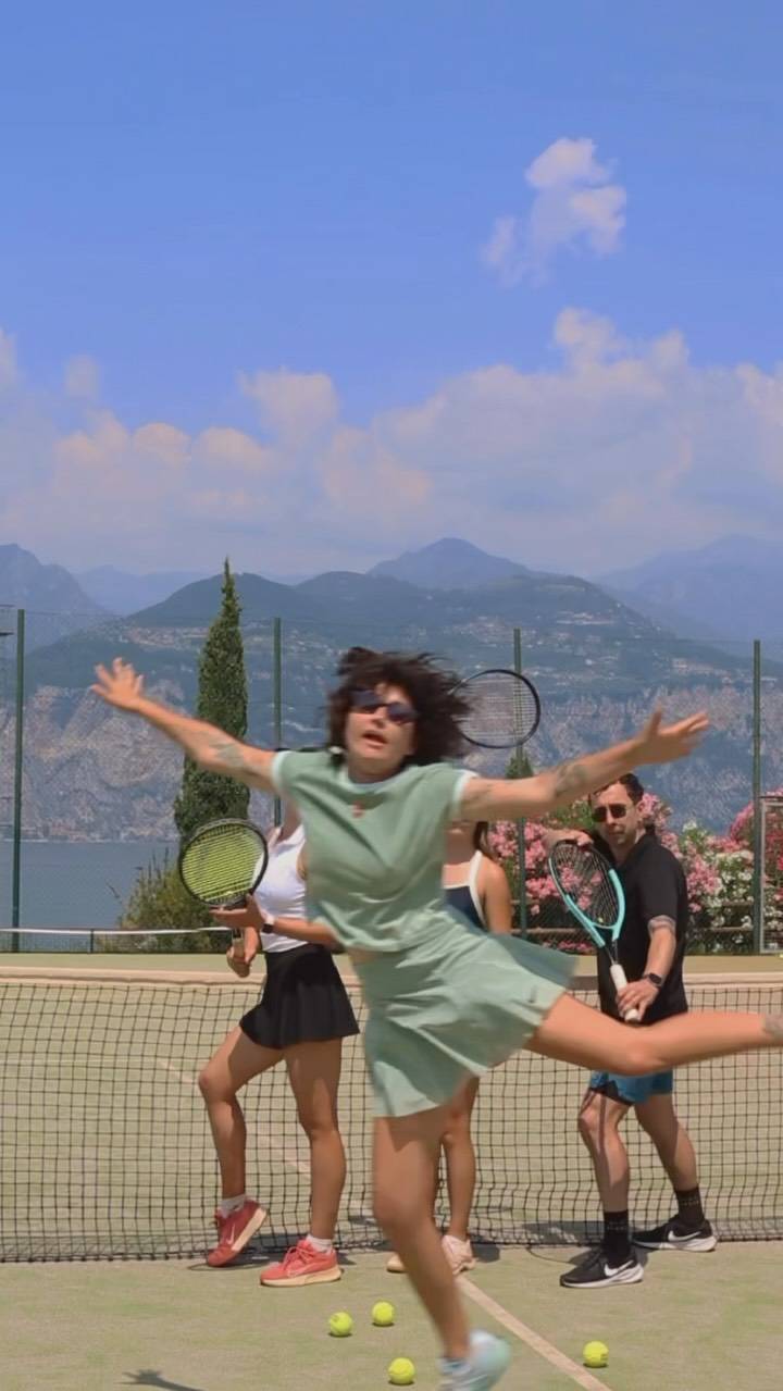 The tennis.trips squad at dinner